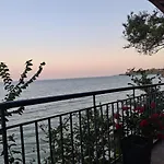 Homestay Desire Korinos